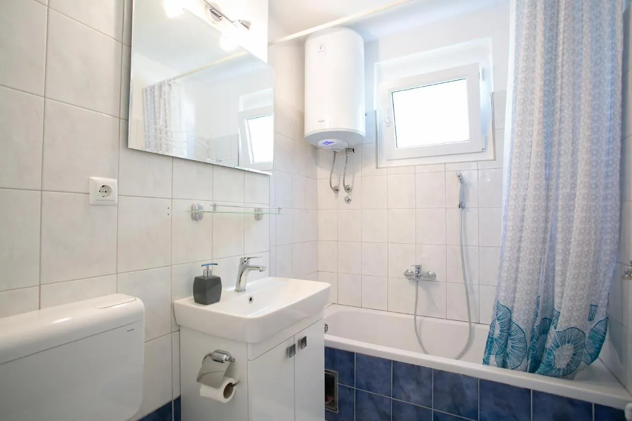 Apartman Uncle Albertʹs Trogir
