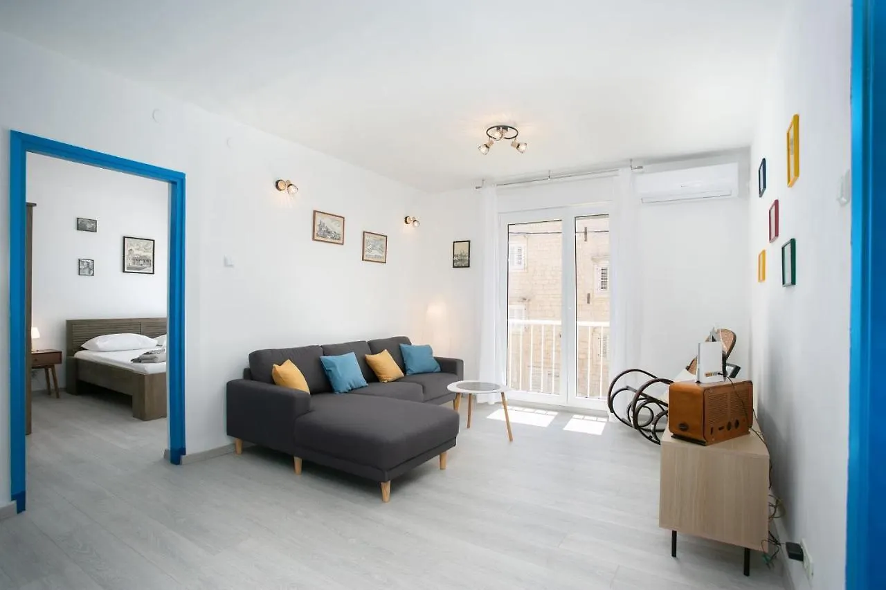 Uncle Albertʹs Trogir Apartman