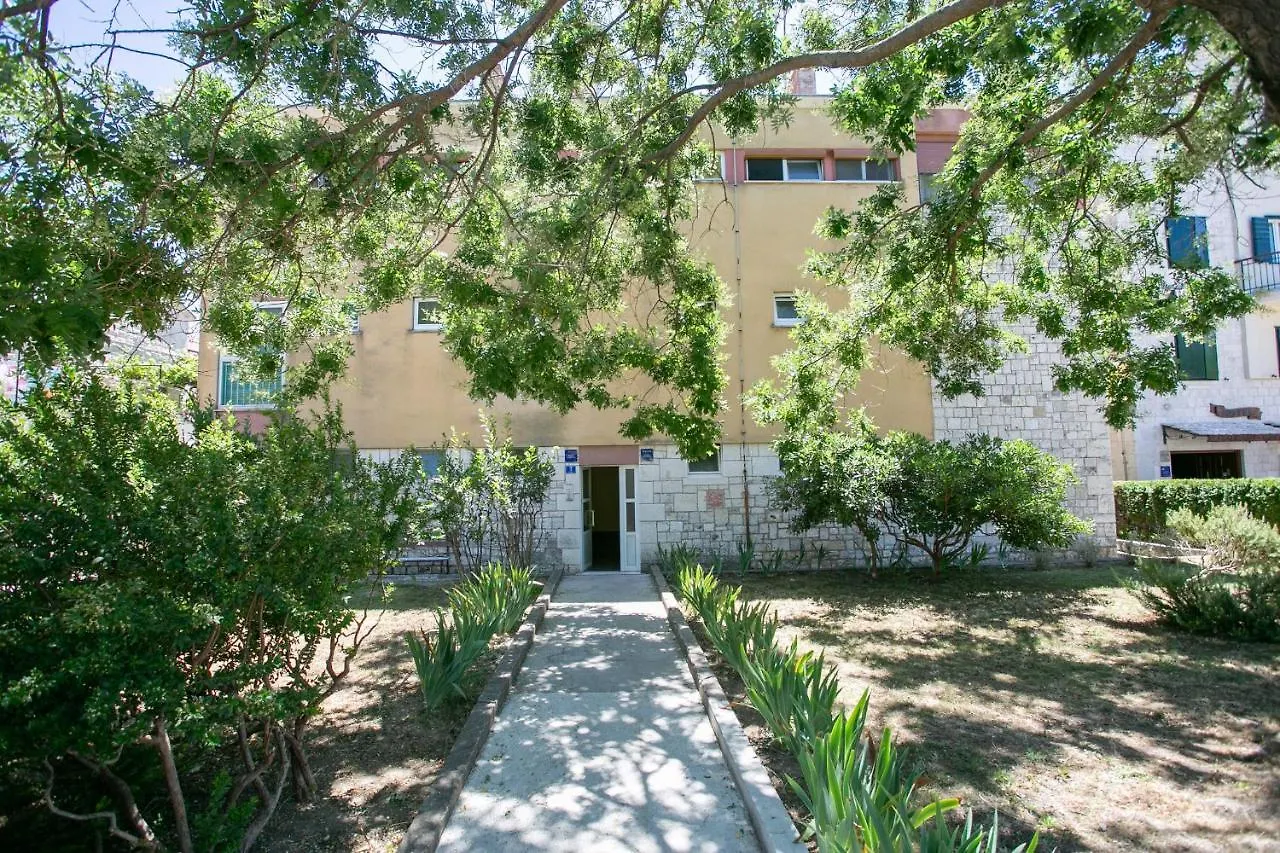 Apartman Uncle Albertʹs Trogir